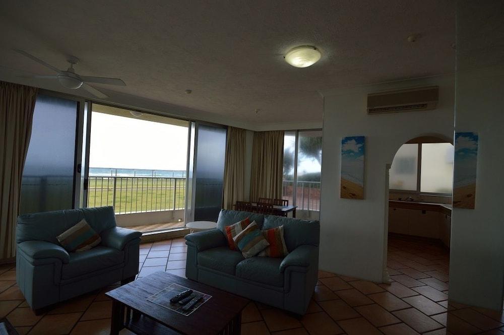 Beachside Tower Apartments Голд-Кост Экстерьер фото