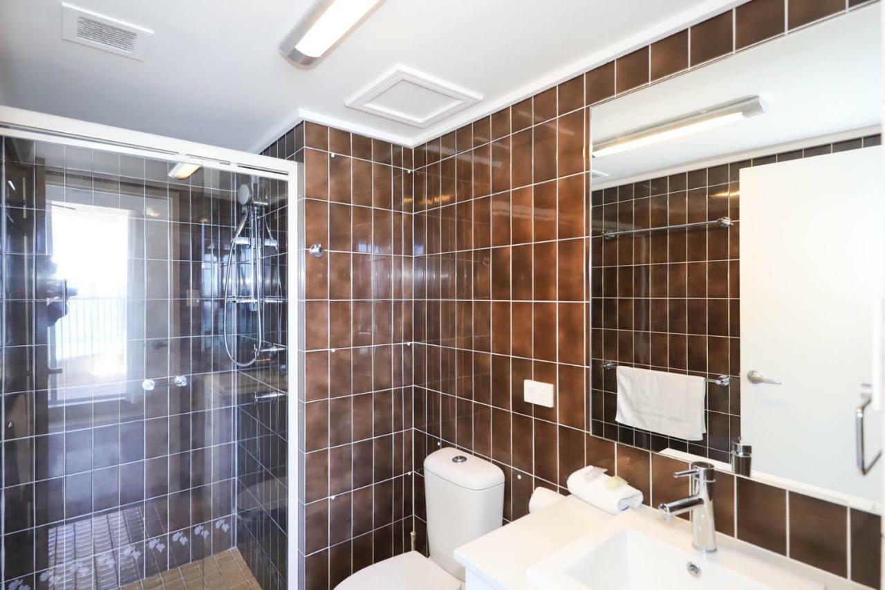 Beachside Tower Apartments Голд-Кост Экстерьер фото