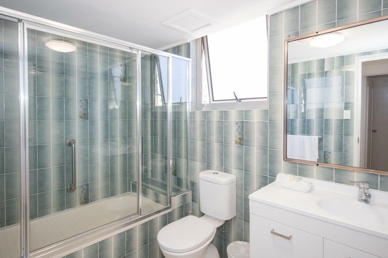 Beachside Tower Apartments Голд-Кост Экстерьер фото